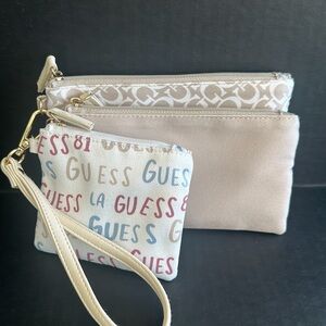 New GUESS Logo Wristlet Triple